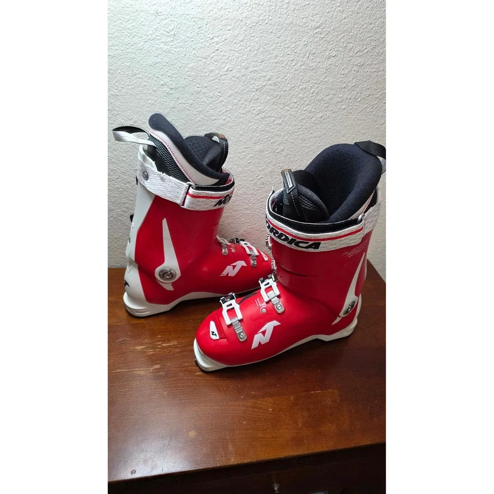 Nordica Speedmachine 100 Ski Boots Mens 28.5 Red White All Mountain Alpine Skiin